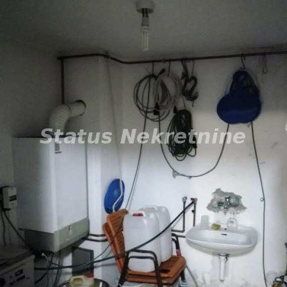 Kuća na prodaju, Sremska Kamenica, Novi Sad, 240m², 515.000 €