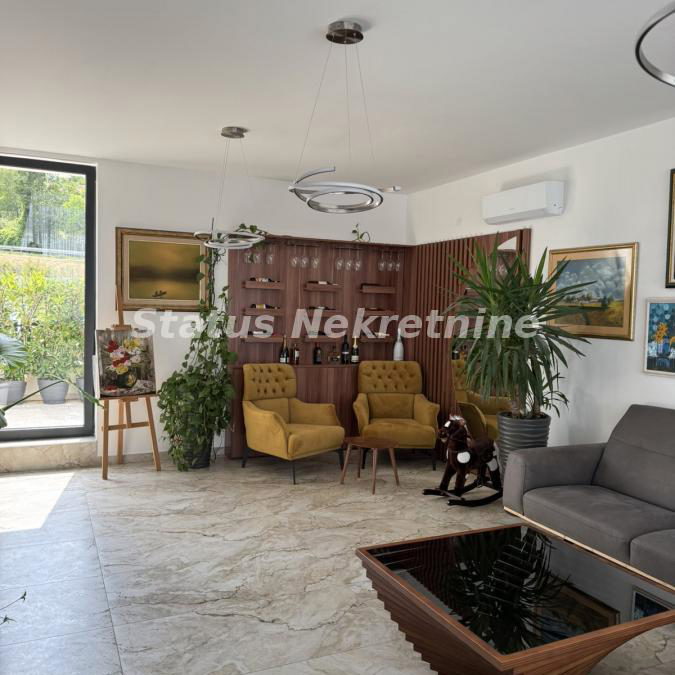 Petosoban stan na prodaju, Sremska Kamenica, Novi Sad, 147m², 438.000 €
