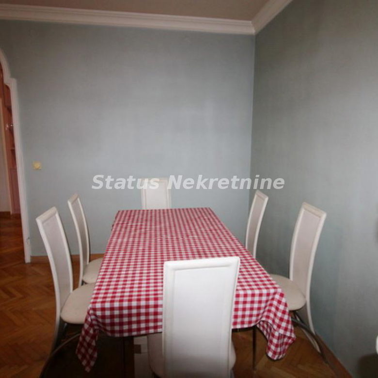 Trosoban stan na prodaju, Grbavica, Novi Sad, 91m², 247.200 €