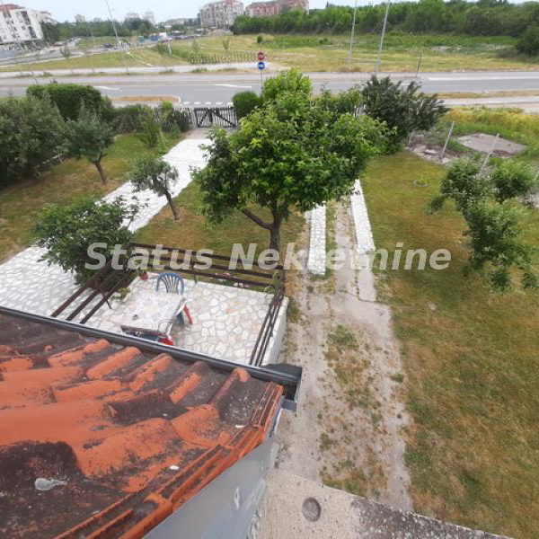 Kuća na prodaju, Novo Naselje, Novi Sad, 242m², 288.400 €