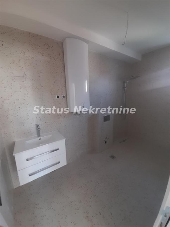 Petosoban stan na prodaju, Telep, Novi Sad, 140m², 406.850 €