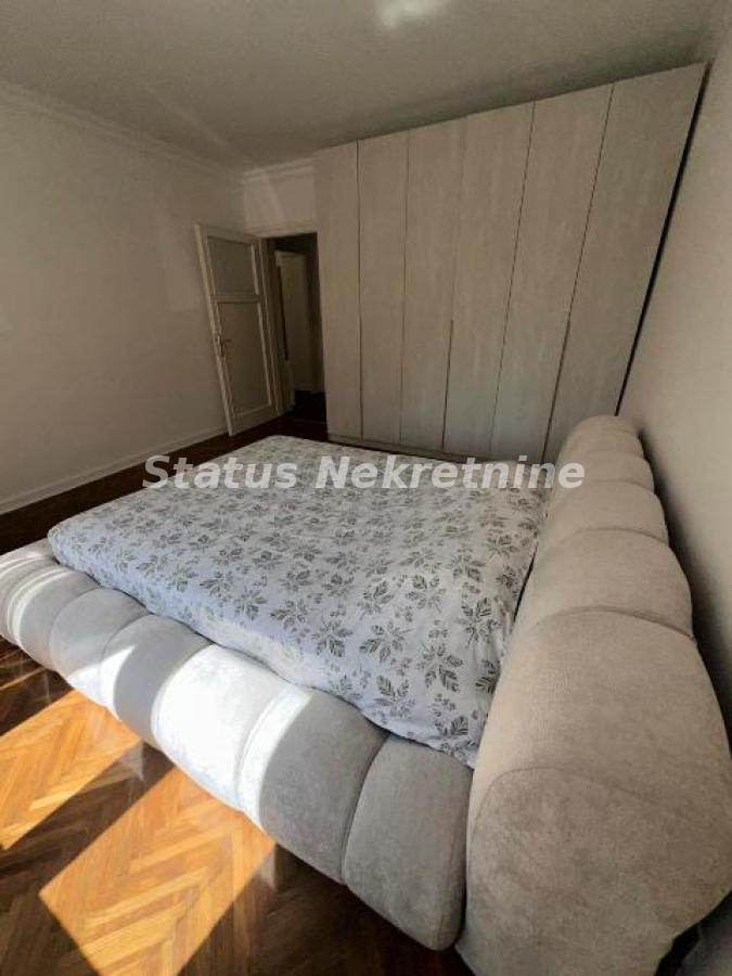 actionimagesite31agencystatusimgwrdufvvxc8-img-b2b9e92247b50f64988bc3de5400dc2e-v Trosoban stan na prodaju, Centar, Novi Sad, 78m², 243.000 €
