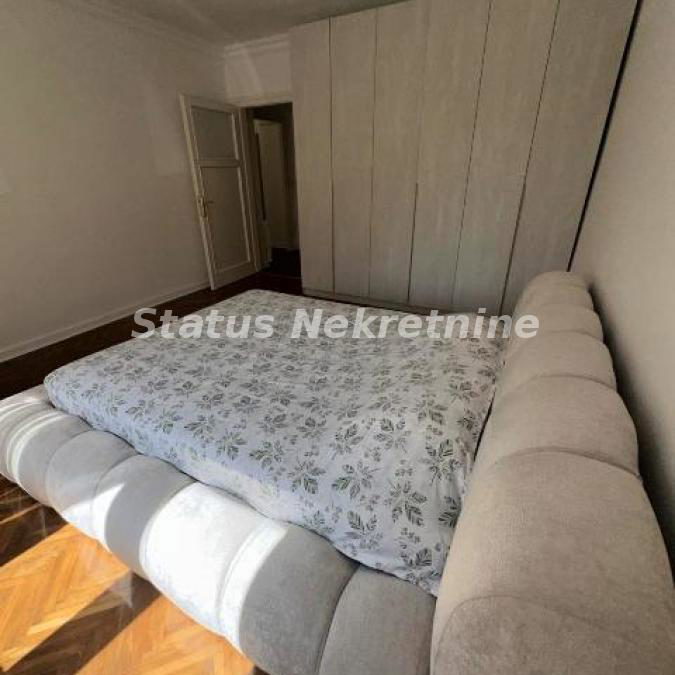 Trosoban stan na prodaju, Centar, Novi Sad, 78m², 243.000 €