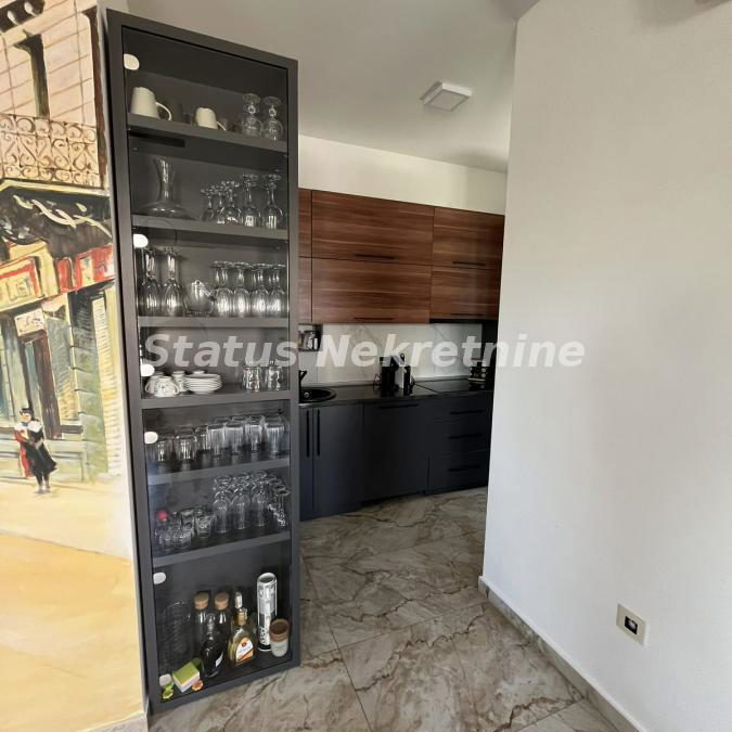 Petosoban stan na prodaju, Sremska Kamenica, Novi Sad, 147m², 438.000 €