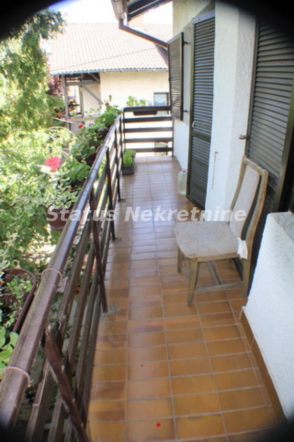 Kuća na prodaju, Petrovaradin, Novi Sad, 264m², 299.000 €