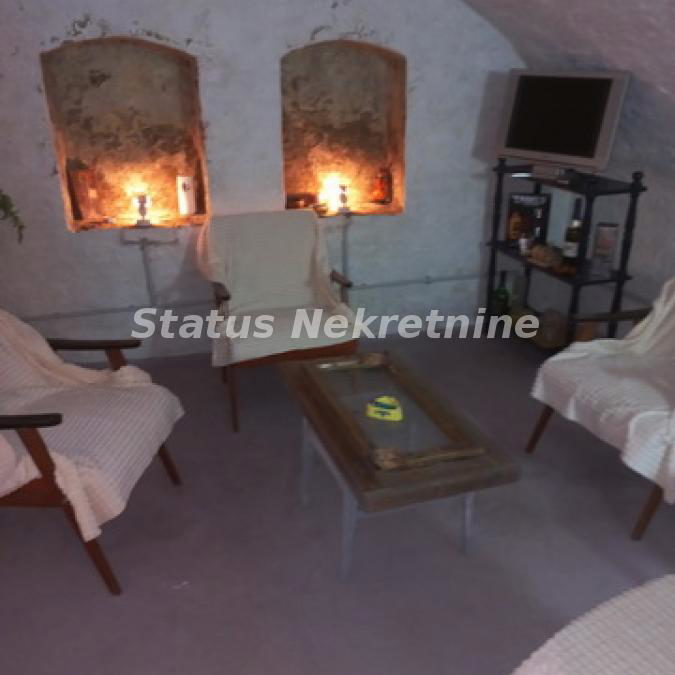 Kuća na prodaju, Salajka, Novi Sad, 170m², 350.000 €