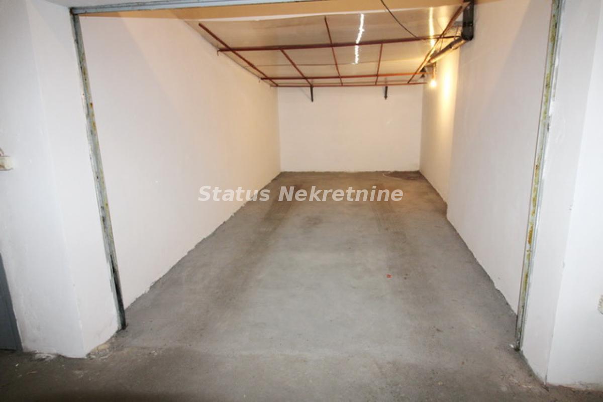 actionimagesite31agencystatusimgx7kg0dd806-img-7323-resize Garaža na prodaju, Grbavica, Novi Sad, 18m², 36.000 €