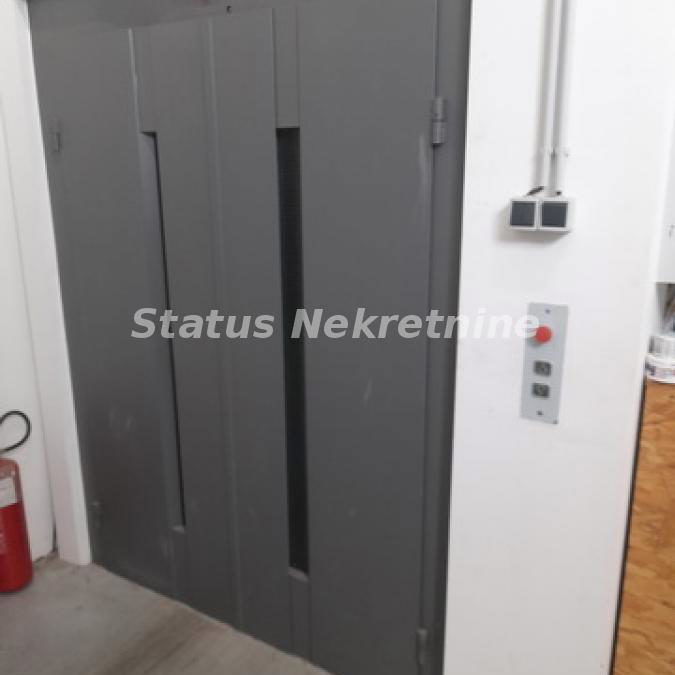 Lokal na prodaju, Bački Petrovac, 1800m², 721.000 €