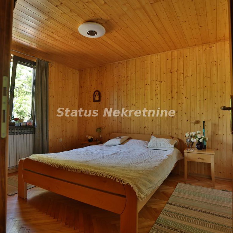 Kuća na prodaju, Ledinci, Novi Sad, 322m², 550.000 €
