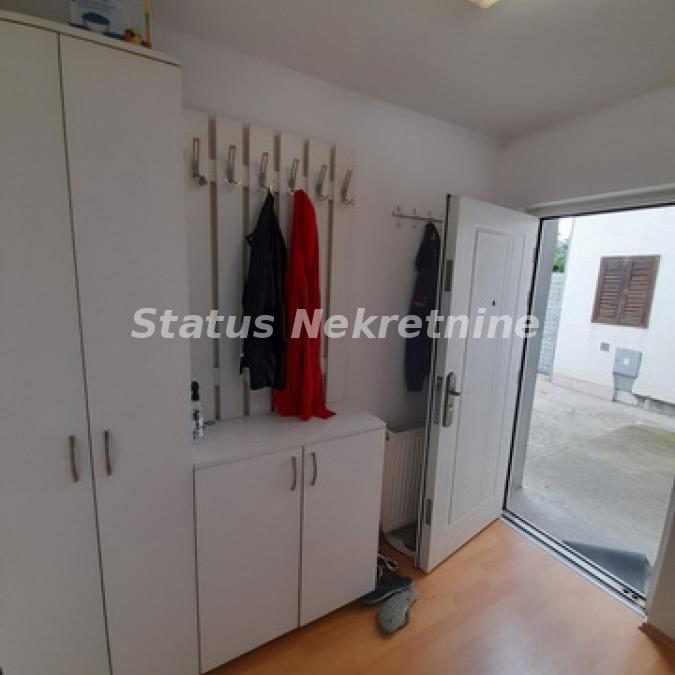 Trosoban stan za izdavanje, Avijatičarsko Naselje, Novi Sad, 78m², 1.050 €/mes