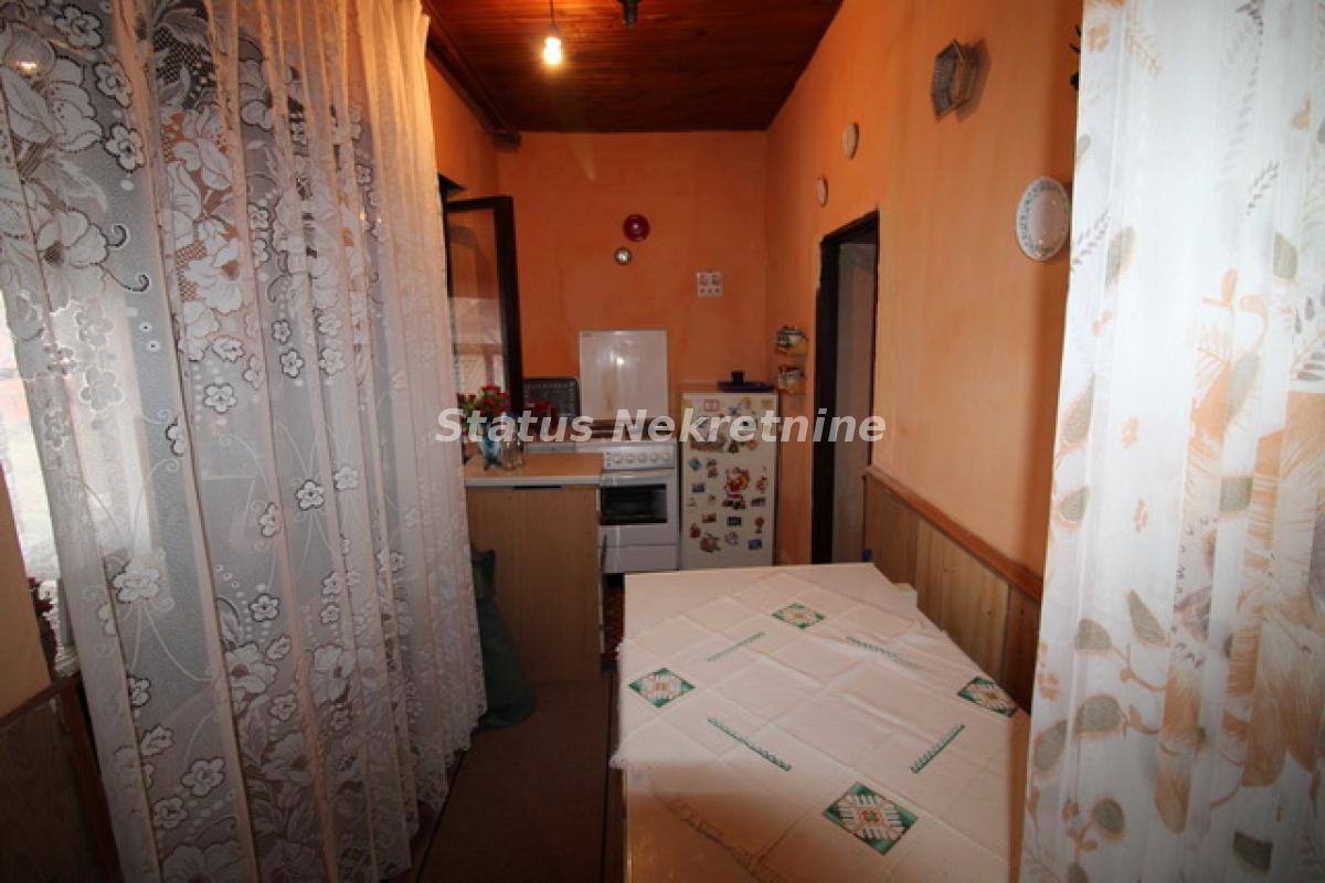 Kuća na prodaju, Titel, 115m², 47.500 €