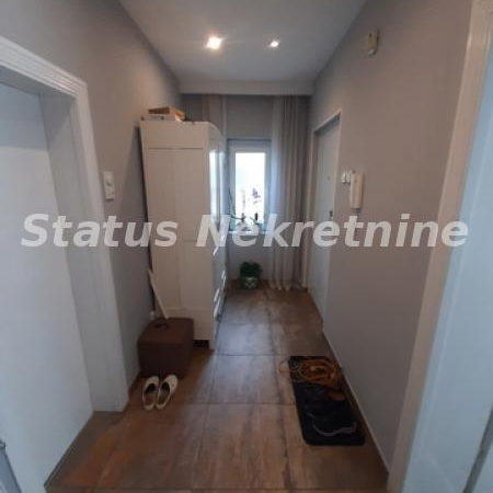 Kuća na prodaju, Salajka, Novi Sad, 157m², 350.000 €