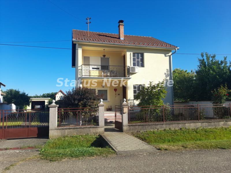 Kuća na prodaju, Šid, 194m², 155.000 €