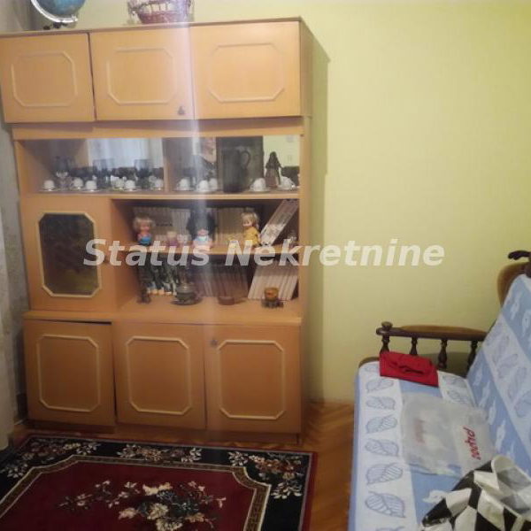 Kuća na prodaju, Futog, Novi Sad, 300m², 216.300 €