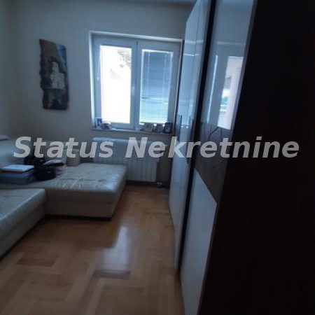 Kuća na prodaju, Tatarsko Brdo, Novi Sad, 582m², 750.000 €