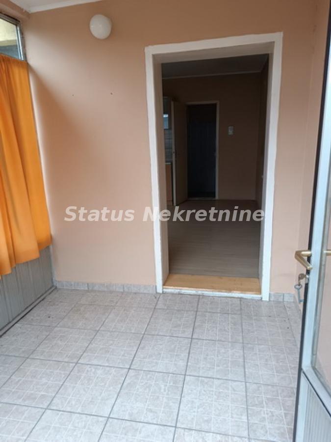 Kuća na prodaju, Šid, 122m², 62.000 €