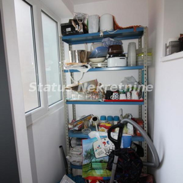 Dvosoban stan na prodaju, Bulevar Oslobođenja, Novi Sad, 63m², 160.500 €