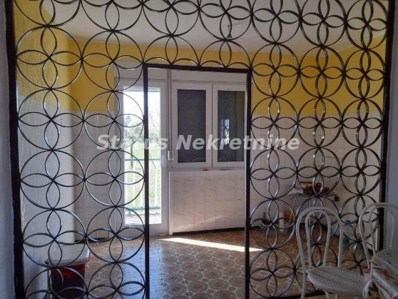 actionimagesite31agencystatusimgzjb3vmtfee-img-6aee23774b2a3e3c153943d7a3c667a3-v Kuća na prodaju, Sremski Karlovci, 134m², 97.850 €