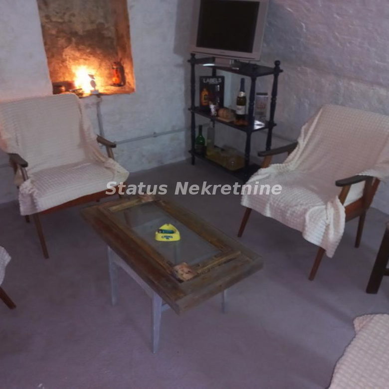 Kuća na prodaju, Salajka, Novi Sad, 170m², 350.000 €