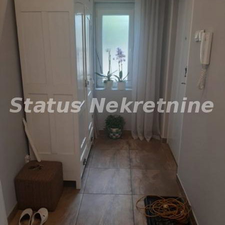 Kuća na prodaju, Salajka, Novi Sad, 157m², 350.000 €
