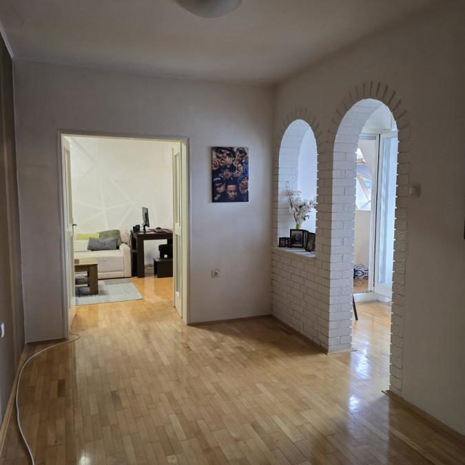 Dvosoban stan na prodaju, Detelinara, Novi Sad, 64m², 184.600 €