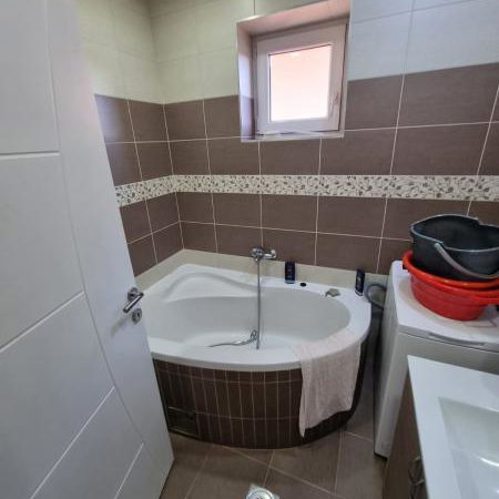 Kuća na prodaju, Sremska Kamenica, Novi Sad, 160m², 360.500 €