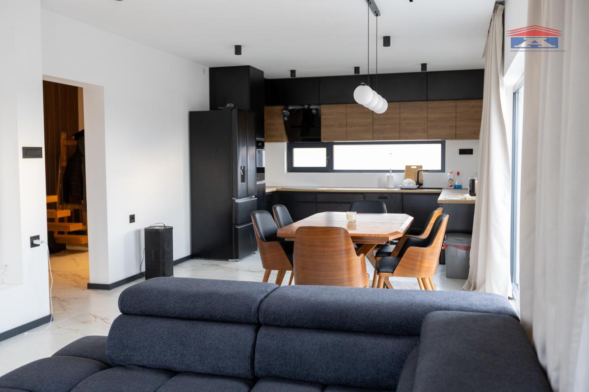 Kuća na prodaju, Veternik, Novi Sad, 122m², 325.000 €