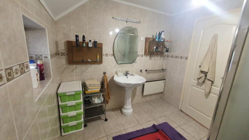 Kuća na prodaju, Kamenjar, Novi Sad, 168m², 204.300 €