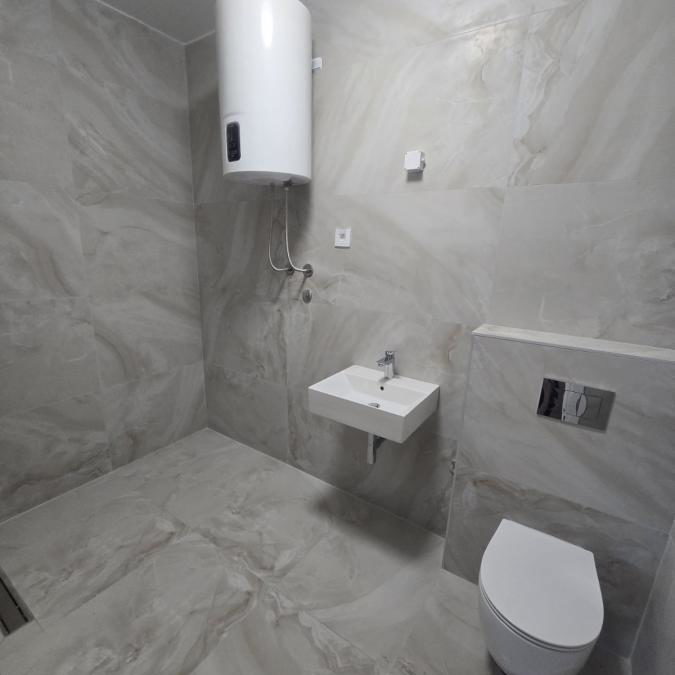 Petosoban stan na prodaju, Salajka, Novi Sad, 129m², 292.320 €