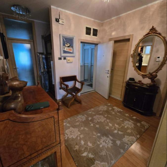 Četvorosoban stan na prodaju, Centar, Novi Sad, 131m², 503.000 €