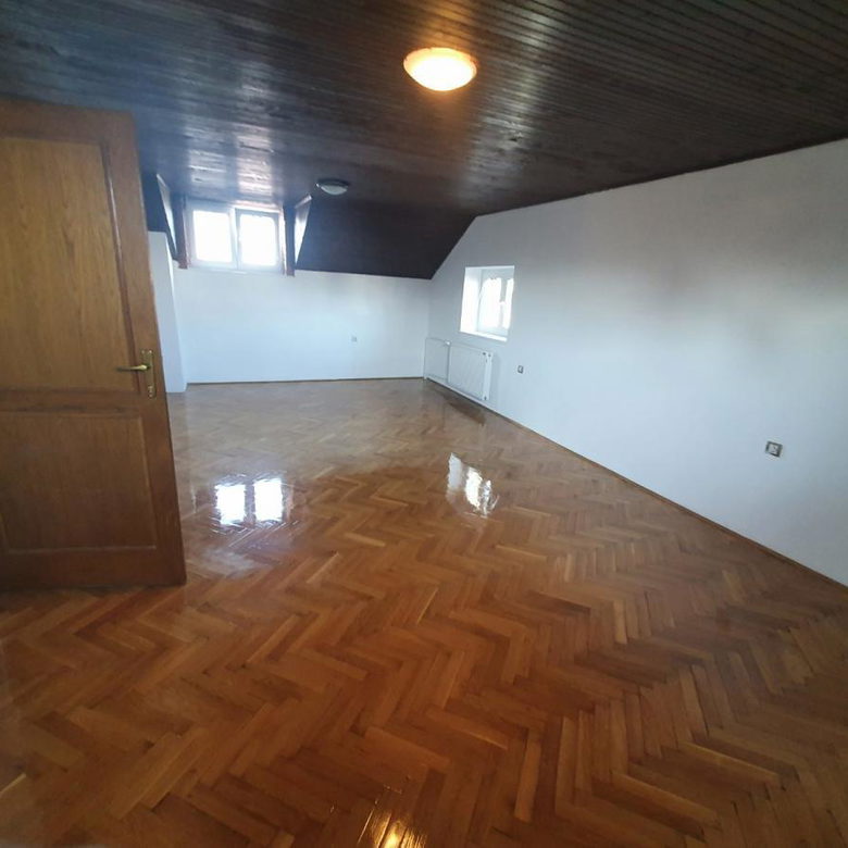 Kuća na prodaju, Telep, Novi Sad, 362m², 370.000 €