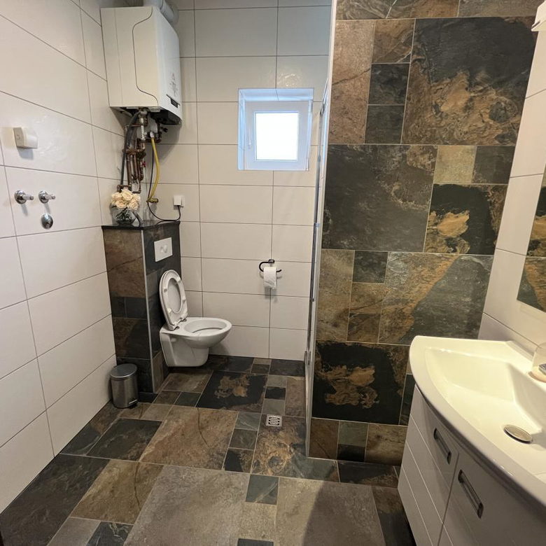 Kuća na prodaju, Adice, Novi Sad, 402m², 773.000 €