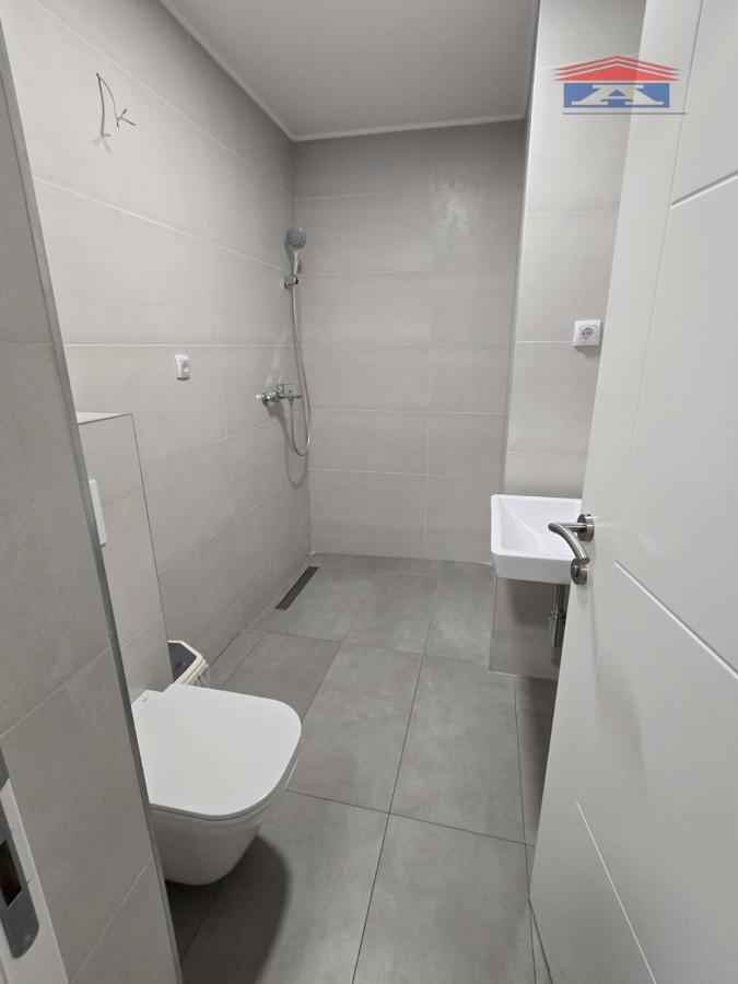 Lokal za izdavanje, Telep, Novi Sad, 230m², 1.900 €/mes