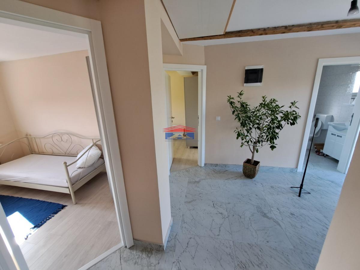Kuća na prodaju, Kamenjar, Novi Sad, 120m², 278.100 €