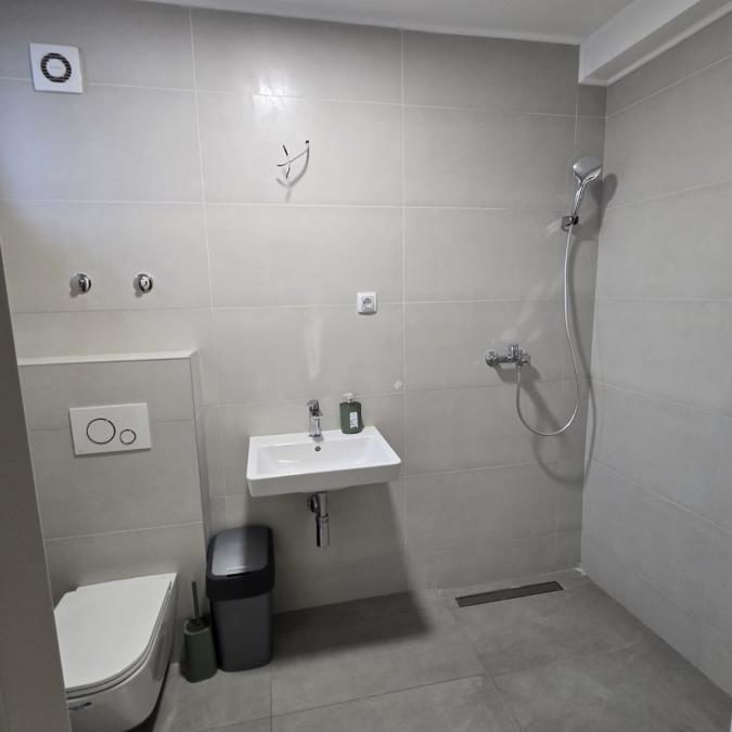 Lokal za izdavanje, Telep, Novi Sad, 230m², 1.900 €/mes