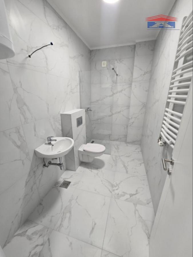 Četvorosoban stan na prodaju, Avijatičarsko Naselje, Novi Sad, 95m², 205.500 €