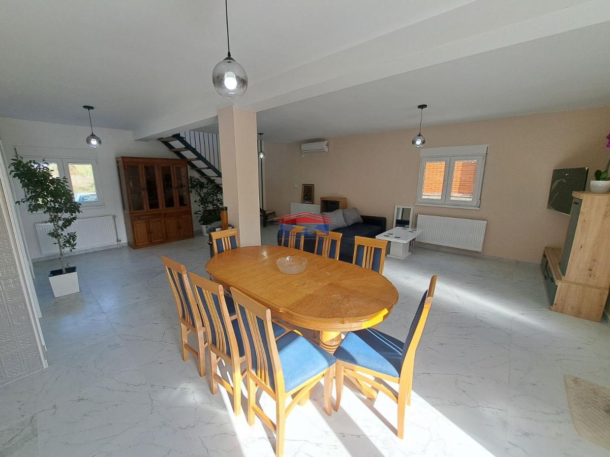 Kuća na prodaju, Kamenjar, Novi Sad, 120m², 278.100 €