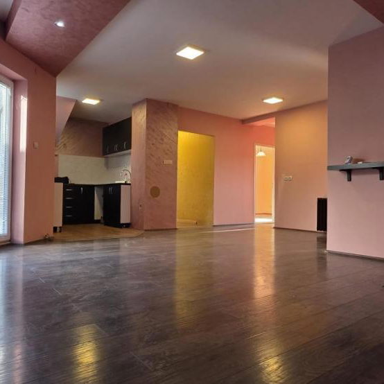 Kuća na prodaju, Bukovac, Novi Sad, 312m², 155.000 €