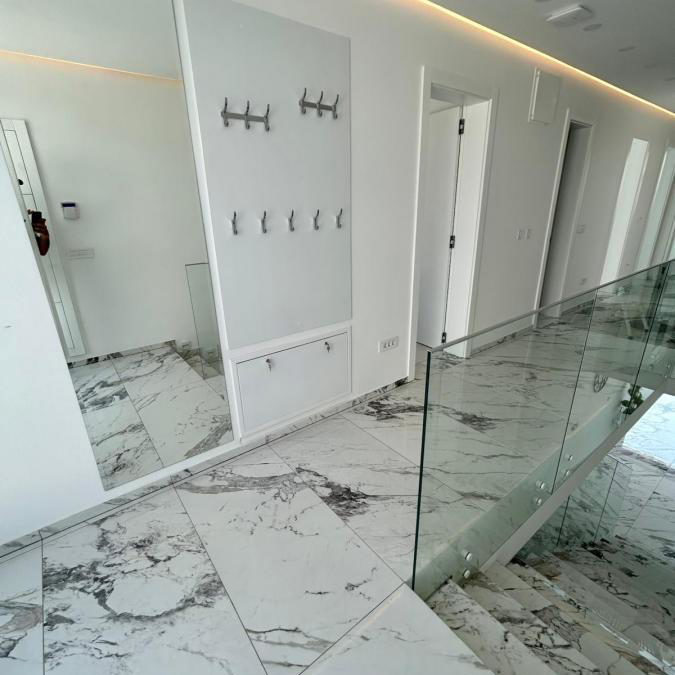 Kuća za izdavanje, Sremska Kamenica, Novi Sad, 180m², 2.100 €/mes