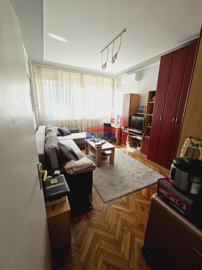Četvorosoban stan na prodaju, Centar, Novi Sad, 87m², 236.900 €