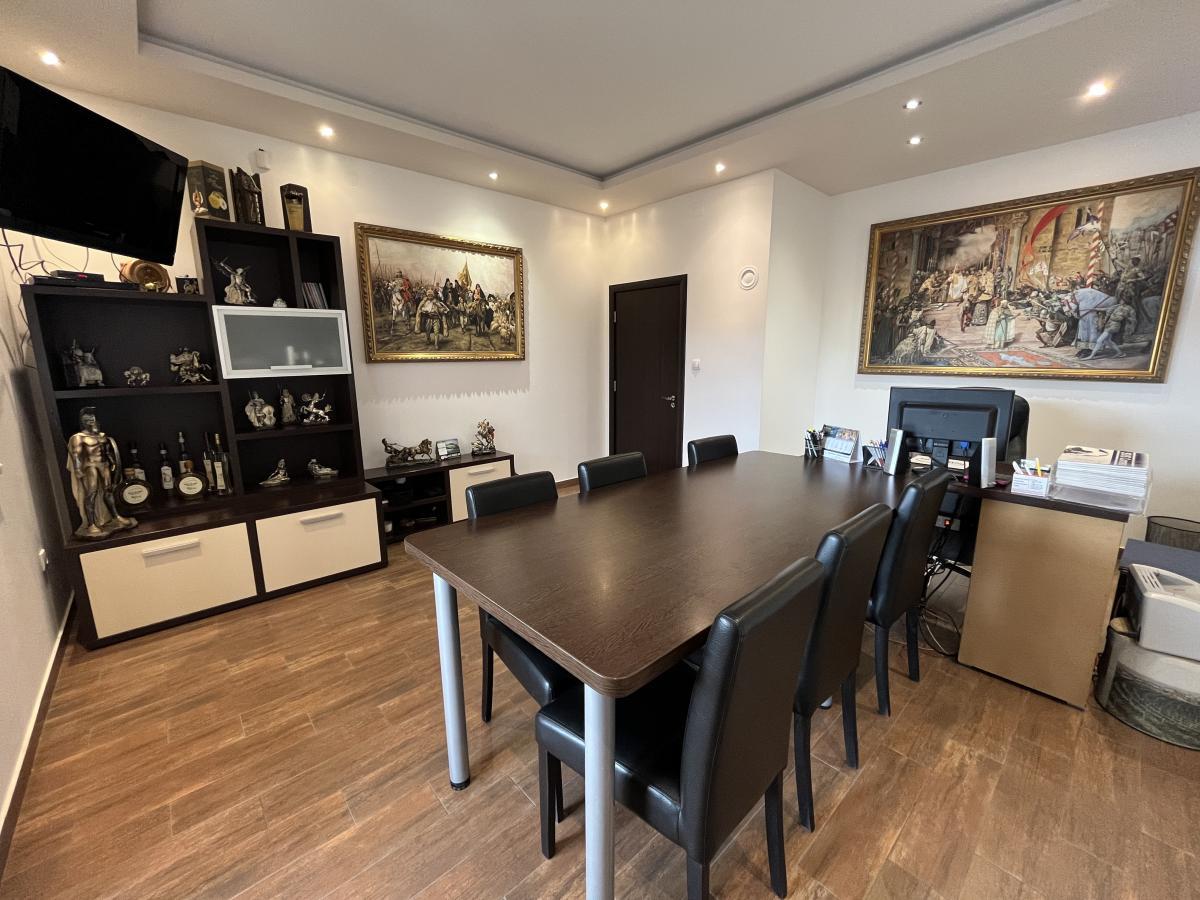 actionimagesite40agencyanekretnineimgjjpox4ar8c-image00019 Kuća na prodaju, Adice, Novi Sad, 402m², 773.000 €