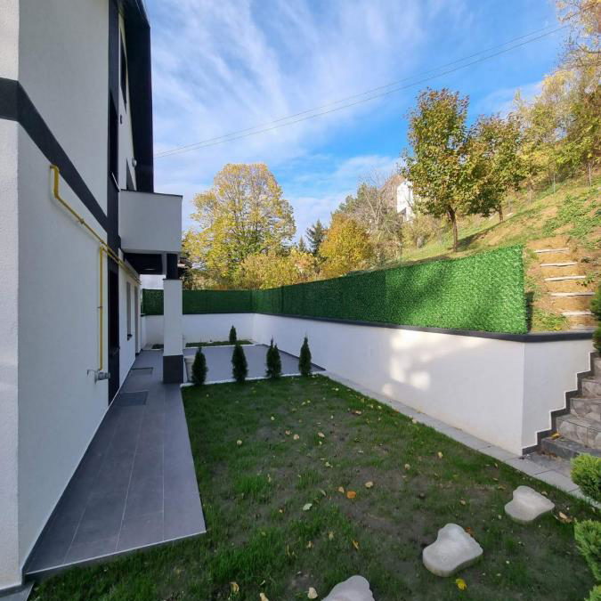 Trosoban stan na prodaju, Sremska Kamenica, Novi Sad, 129m², 186.000 €