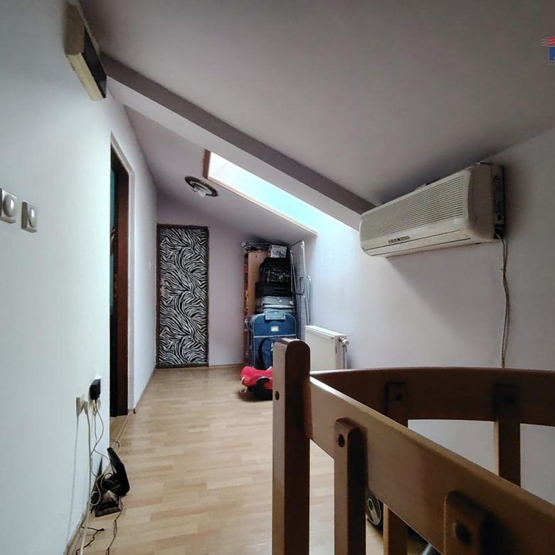 Trosoban stan na prodaju, Grbavica, Novi Sad, 81m², 180.000 €