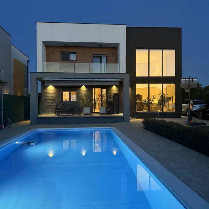 Kuća na prodaju, Petrovaradin, Novi Sad, 360m², 790.000 €