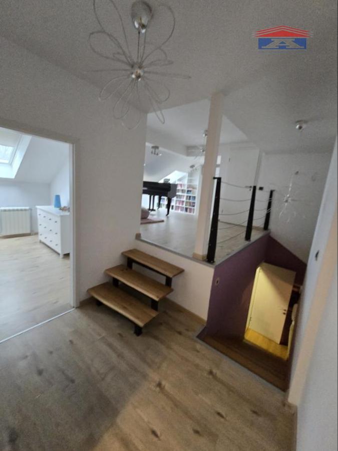 Lokal za izdavanje, Centar, Novi Sad, 119m², 1.300 €/mes
