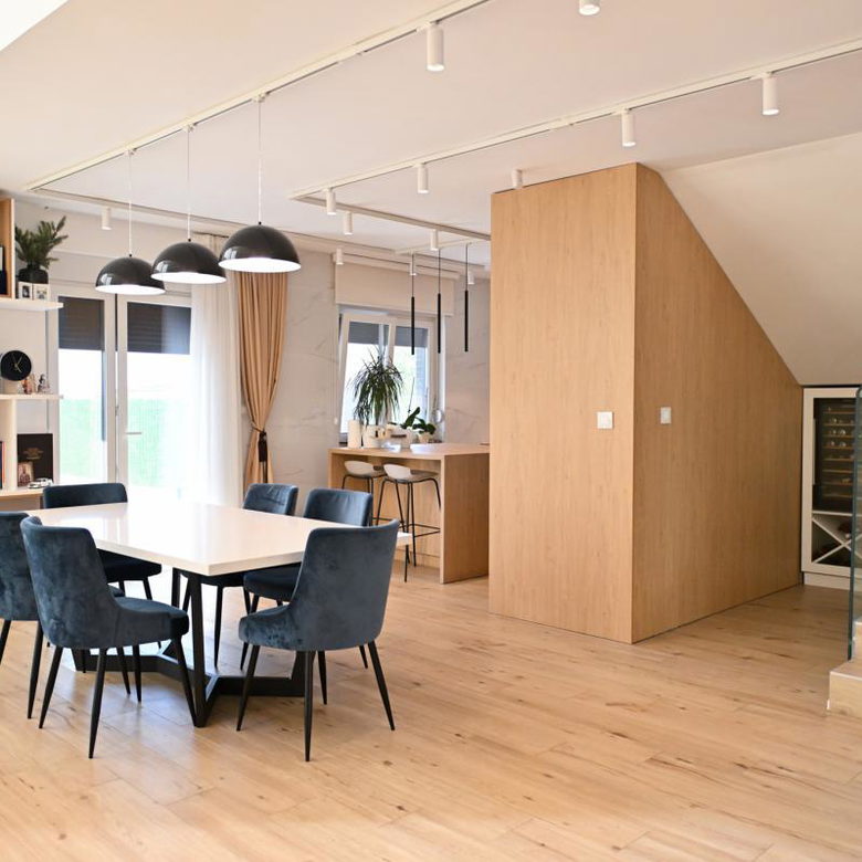 Kuća na prodaju, Petrovaradin, Novi Sad, 360m², 790.000 €