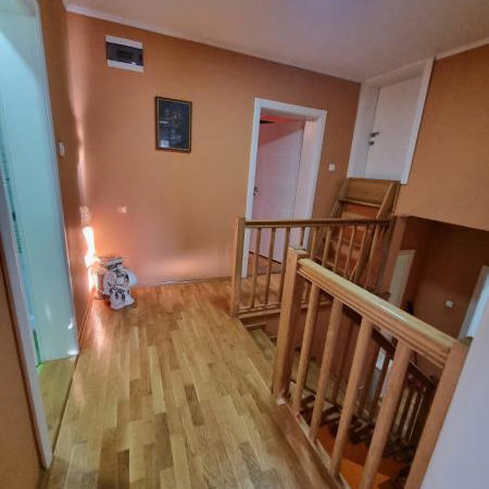 Kuća na prodaju, Sremska Kamenica, Novi Sad, 160m², 360.500 €