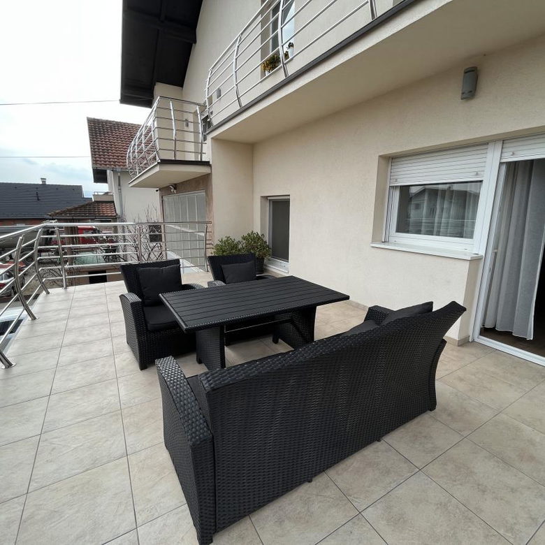 Kuća na prodaju, Adice, Novi Sad, 402m², 773.000 €