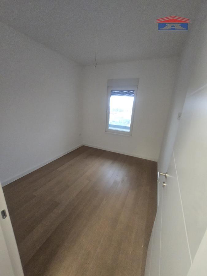 Petosoban stan na prodaju, Salajka, Novi Sad, 129m², 292.320 €
