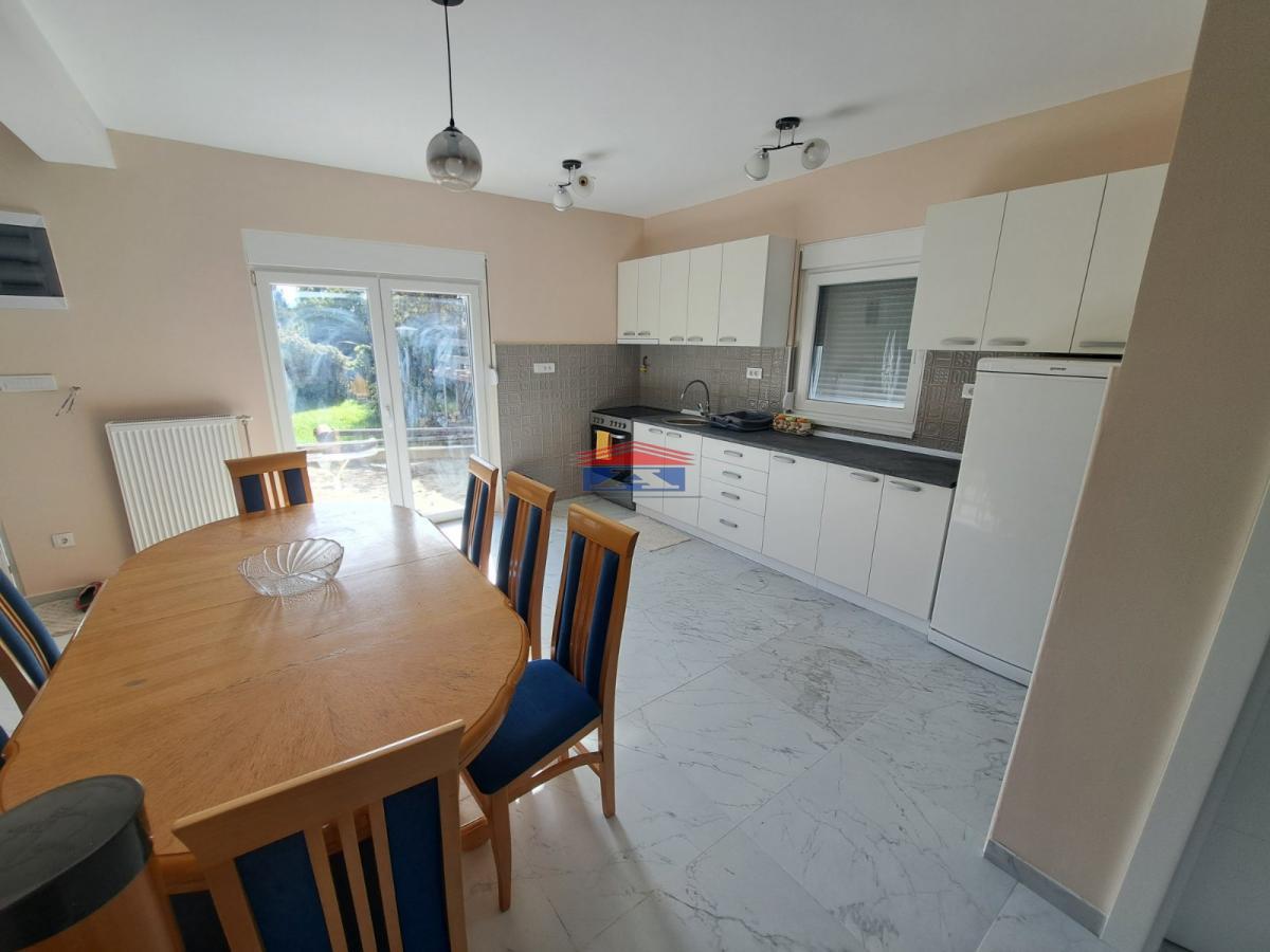 Kuća na prodaju, Kamenjar, Novi Sad, 120m², 278.100 €